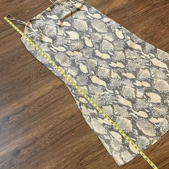 H&M Flowy Snakeskin Print Boxy MIDI Dress Spaghetti Straps Gray Beige White Med - Picture 8 of 10